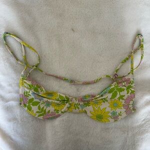 Frankie’s Bikinis top!